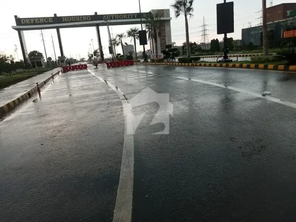 1 Kanal Residential Plot for sale in Sector E, DHA Gujranwala — photo 2